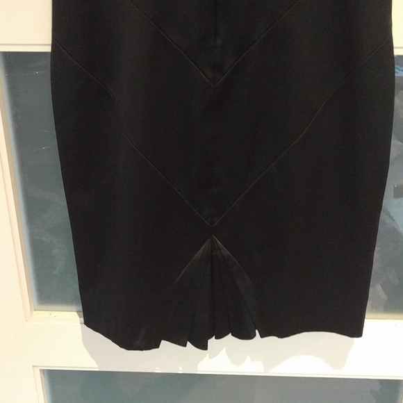 Beautiful  black dress by Brian Bailey 🌸🌼🌼🌸🌼 - Picture 7 of 13